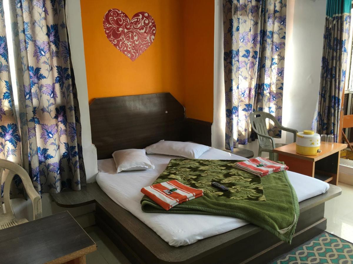 Hotel Rajvihar Pachmarhī Zewnętrze zdjęcie