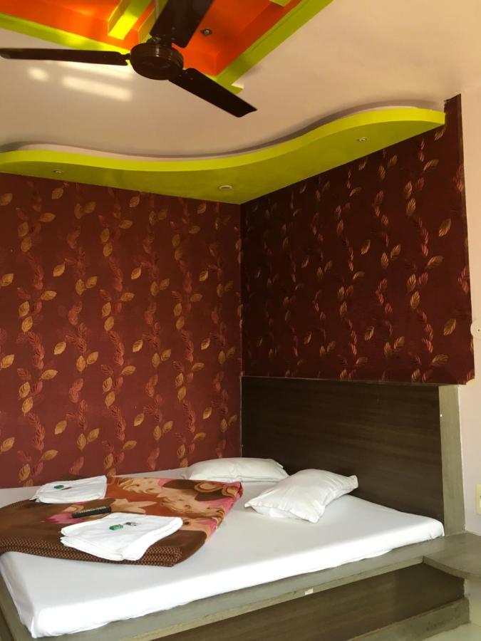 Hotel Rajvihar Pachmarhī Zewnętrze zdjęcie