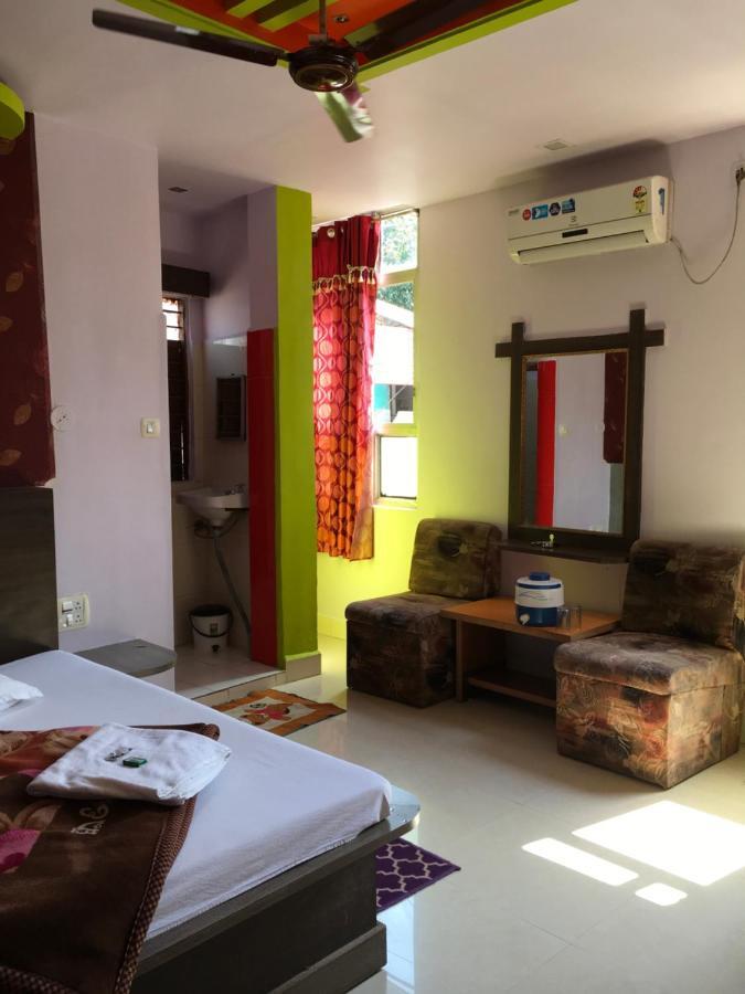 Hotel Rajvihar Pachmarhī Zewnętrze zdjęcie